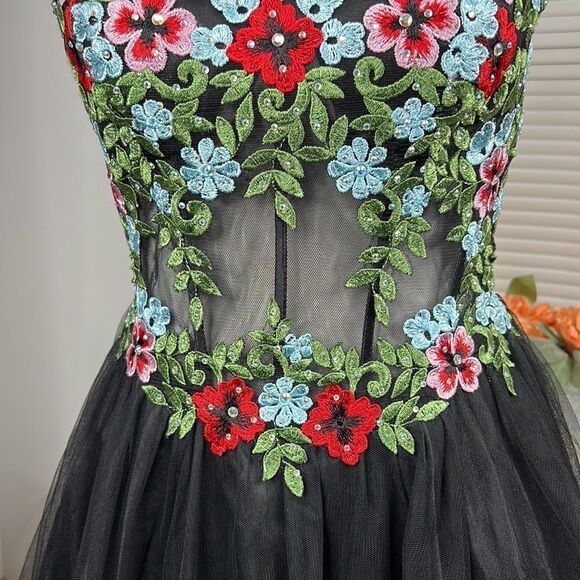 Blondie Nites Formal Yet Flirty Corset Dress NWT - Picture 4 of 13